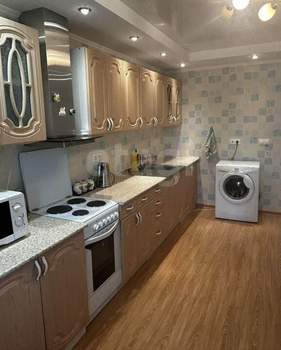 1-к квартира, на длительный срок, 50м2, 3/10 этаж