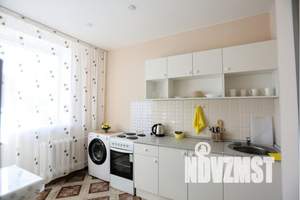 1-к квартира, посуточно, 38м2, 3/14 этаж