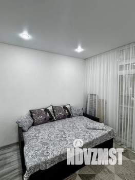 Студия квартира, посуточно, 32м2, 8/10 этаж