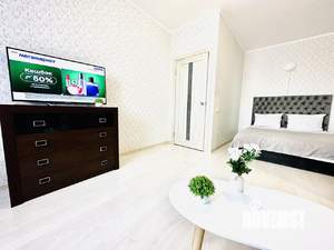 1-к квартира, посуточно, 40м2, 9/18 этаж