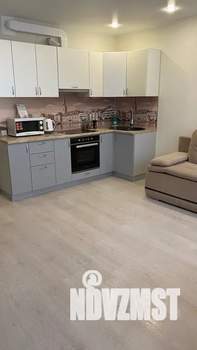 Студия квартира, посуточно, 33м2, 5/17 этаж