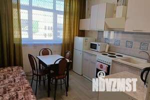 1-к квартира, посуточно, 35м2, 16/16 этаж