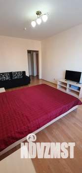 1-к квартира, посуточно, 43м2, 13/16 этаж