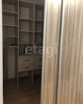 1-к квартира, на длительный срок, 42м2, 3/16 этаж