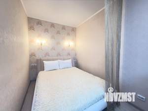 1-к квартира, посуточно, 35м2, 19/19 этаж