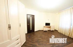 1-к квартира, посуточно, 46м2, 3/15 этаж