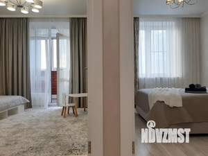 2-к квартира, посуточно, 60м2, 13/19 этаж