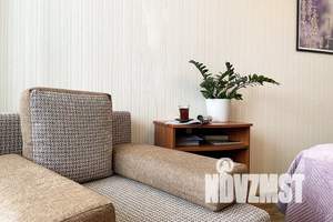 1-к квартира, посуточно, 39м2, 9/10 этаж