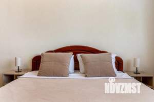 1-к квартира, посуточно, 50м2, 1/1 этаж