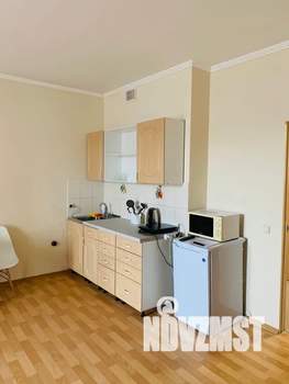 Студия квартира, посуточно, 35м2, 6/15 этаж