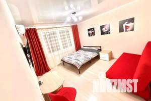 1-к квартира, посуточно, 40м2, 7/17 этаж