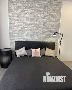 Студия квартира, посуточно, 35м2, 11/19 этаж