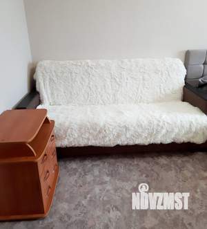 1-к квартира, посуточно, 35м2, 2/10 этаж