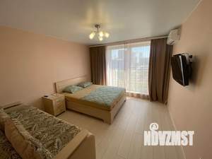 1-к квартира, посуточно, 40м2, 7/17 этаж