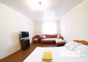 2-к квартира, посуточно, 60м2, 1/1 этаж