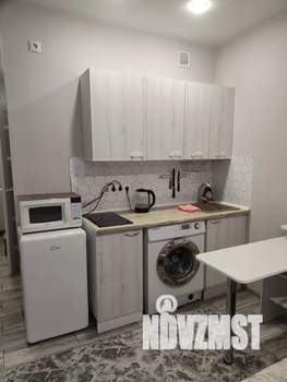 Студия квартира, посуточно, 17м2, 17/25 этаж