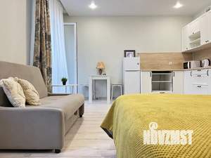 Студия квартира, посуточно, 30м2, 3/10 этаж