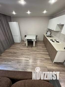 1-к квартира, посуточно, 50м2, 3/10 этаж