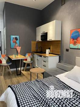 Студия квартира, посуточно, 25м2, 1/8 этаж