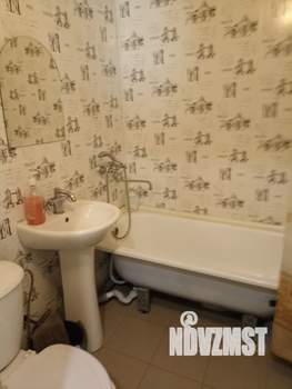 1-к квартира, посуточно, 38м2, 3/6 этаж