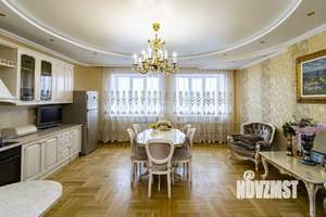 5-к квартира, на длительный срок, 200м2, 6/7 этаж