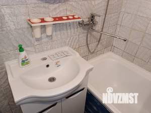 1-к квартира, посуточно, 37м2, 7/9 этаж