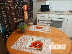 1-к квартира, посуточно, 35м2, 13/16 этаж