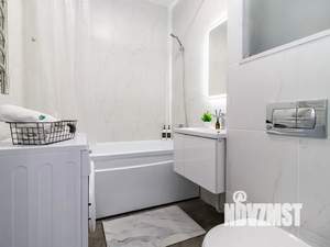 1-к квартира, посуточно, 42м2, 7/23 этаж