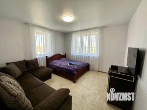 2-к квартира, посуточно, 50м2, 1/1 этаж