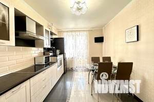 3-к квартира, посуточно, 74м2, 11/14 этаж