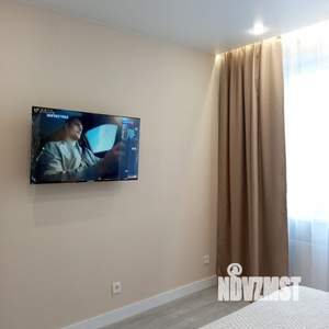 1-к квартира, посуточно, 38м2, 18/24 этаж