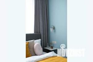 1-к квартира, посуточно, 42м2, 4/15 этаж