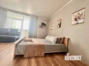 Студия квартира, посуточно, 35м2, 7/20 этаж