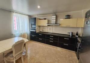 3-к квартира, на длительный срок, 113м2, 7/10 этаж