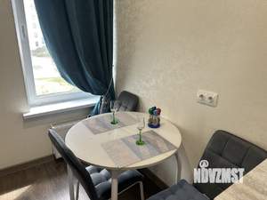 Студия квартира, посуточно, 35м2, 2/17 этаж