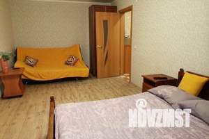 1-к квартира, посуточно, 33м2, 4/13 этаж