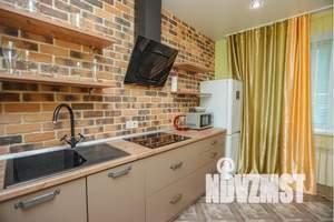 1-к квартира, посуточно, 61м2, 6/15 этаж