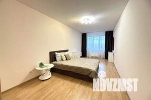 3-к квартира, посуточно, 65м2, 13/16 этаж