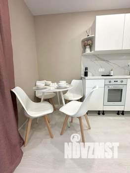 Студия квартира, посуточно, 35м2, 9/19 этаж