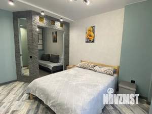 1-к квартира, посуточно, 33м2, 7/9 этаж