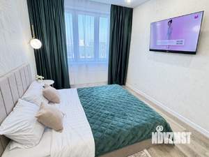 1-к квартира, посуточно, 45м2, 10/18 этаж