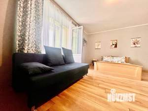 Студия квартира, посуточно, 35м2, 7/20 этаж