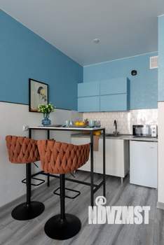 Студия квартира, посуточно, 30м2, 5/10 этаж