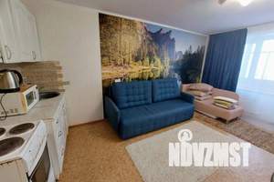 1-к квартира, посуточно, 35м2, 1/9 этаж