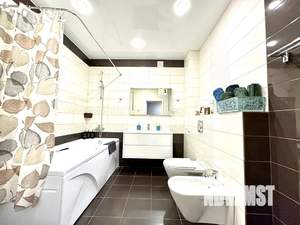 3-к квартира, посуточно, 100м2, 2/9 этаж