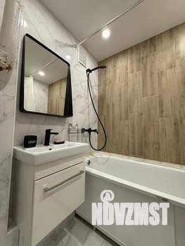 1-к квартира, посуточно, 35м2, 3/6 этаж