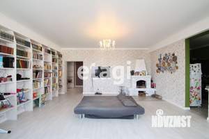 4-к квартира, на длительный срок, 130м2, 3/4 этаж