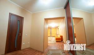 Студия квартира, посуточно, 42м2, 5/9 этаж