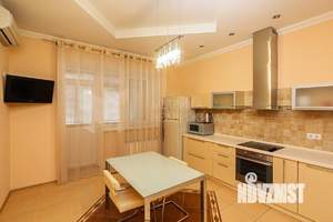 2-к квартира, на длительный срок, 90м2, 2/10 этаж