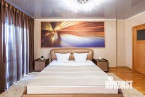 2-к квартира, посуточно, 100м2, 1/1 этаж